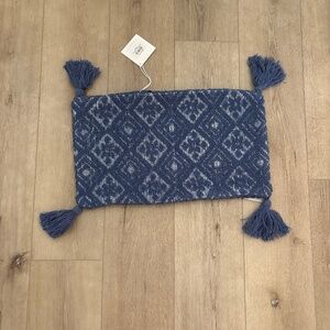 Serena and Lili Pillow cover NWT